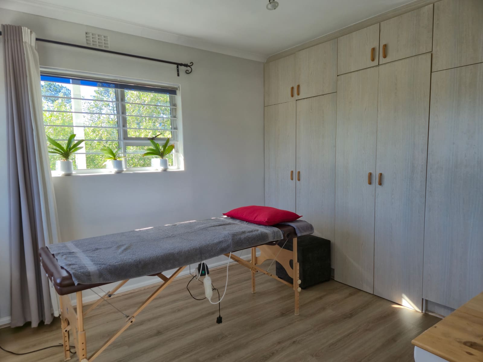 Private one-on-one treatment room at the Stellenbosch biokinetics practice